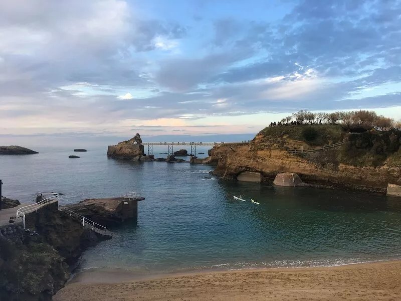T2 COTE DES BASQUES, FACING THE OCEAN - Sheets + towels provided