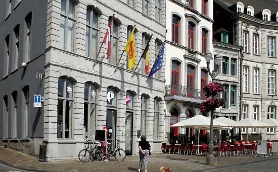 Visit Mons