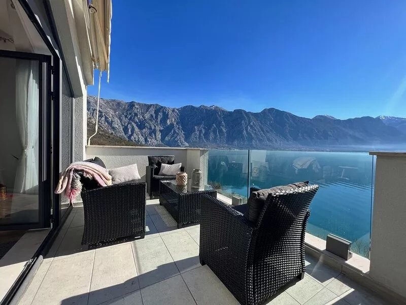 A Brand New 2 Bedroom Apartment with a Stunning View