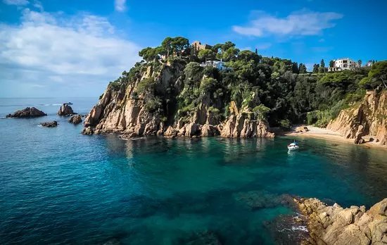 Explore Catalunya