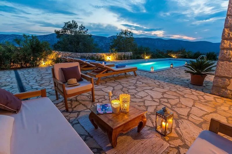 Kvarner Luxury Family Home. Heated Pool. Kids Park. Pets. Privacy. Concierge.