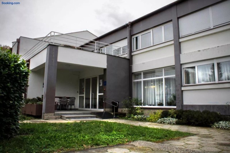 Hostel Rakitje