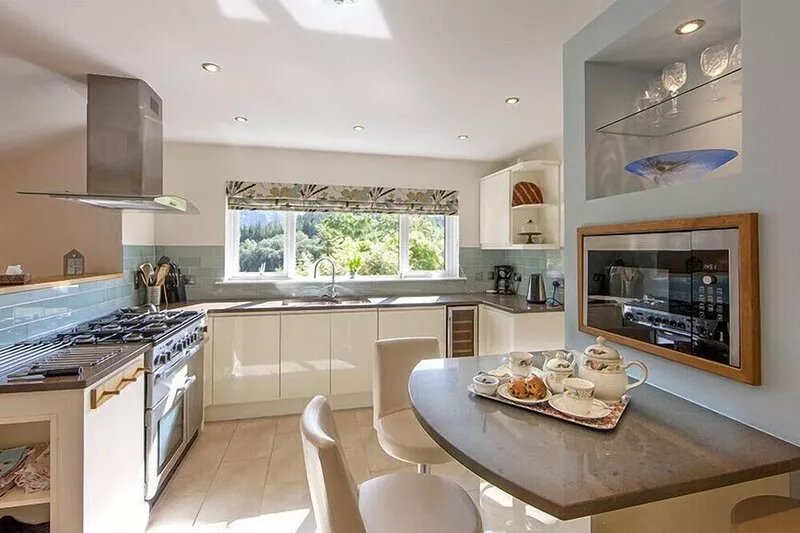 MULLACH RUADH, family friendly, with a garden in Corpach