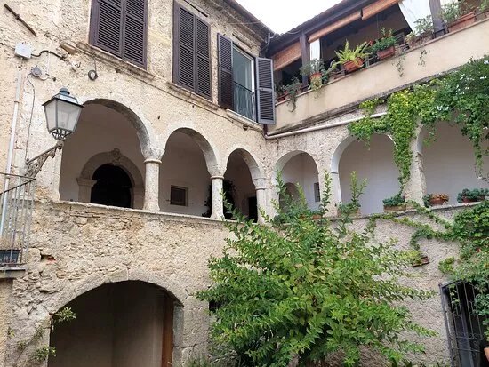 Cortile Farnese
