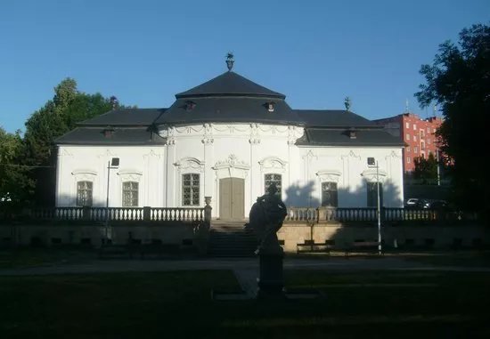 Letohradek Mitrovskych