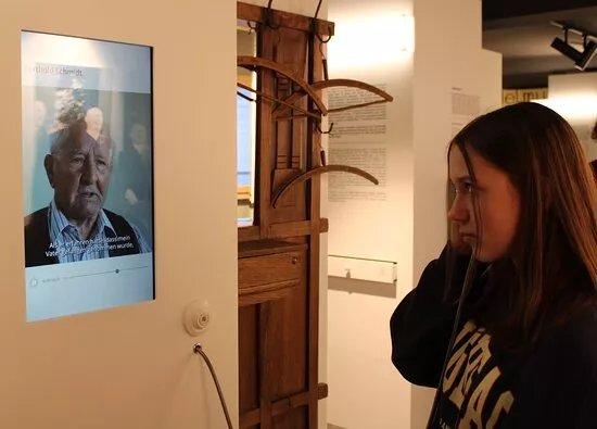 Dokumentations-Und Ausstellungszentrum Der Deutschen