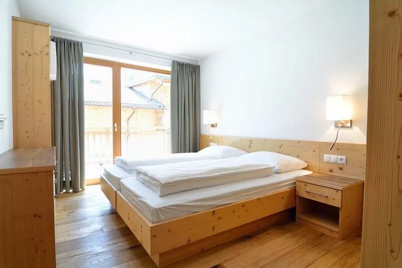In the center of Ortisei with direct access to the cable car of the Alpe di