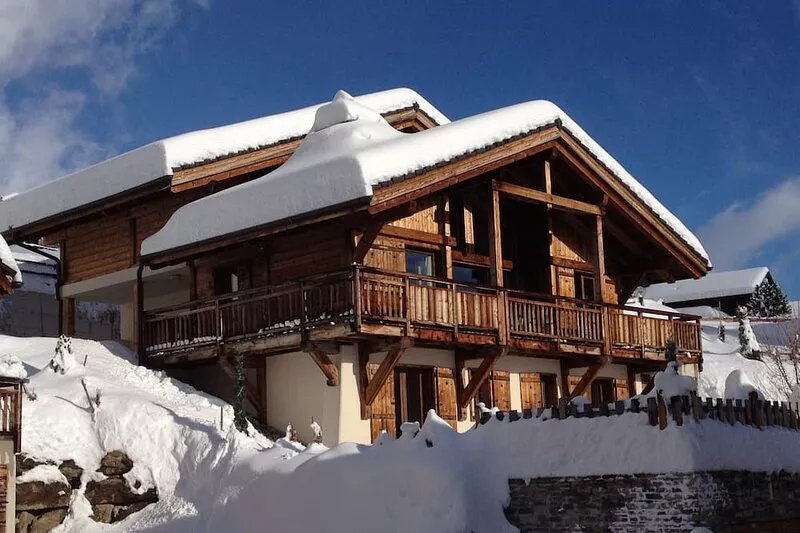 Chalet Renard Blanc is a luxurious yet cosy home for skiing , golf and hiking.
