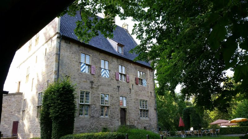 Wachtmeisterhaus zu Burg Hohes Haus