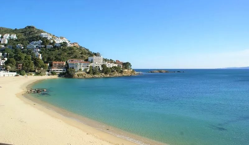 Apartment on the beach of Canyelles Petites