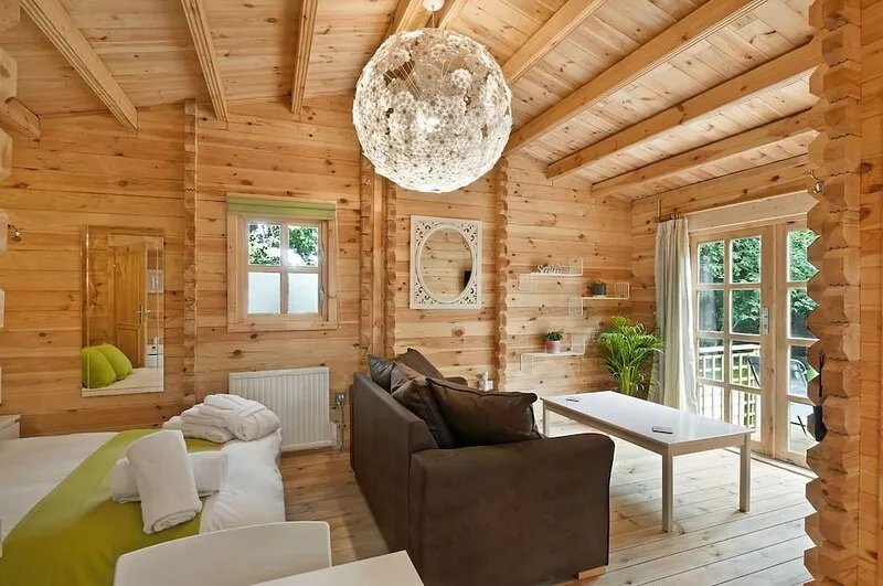 The Lodge with Hot Tub - Dog friendly