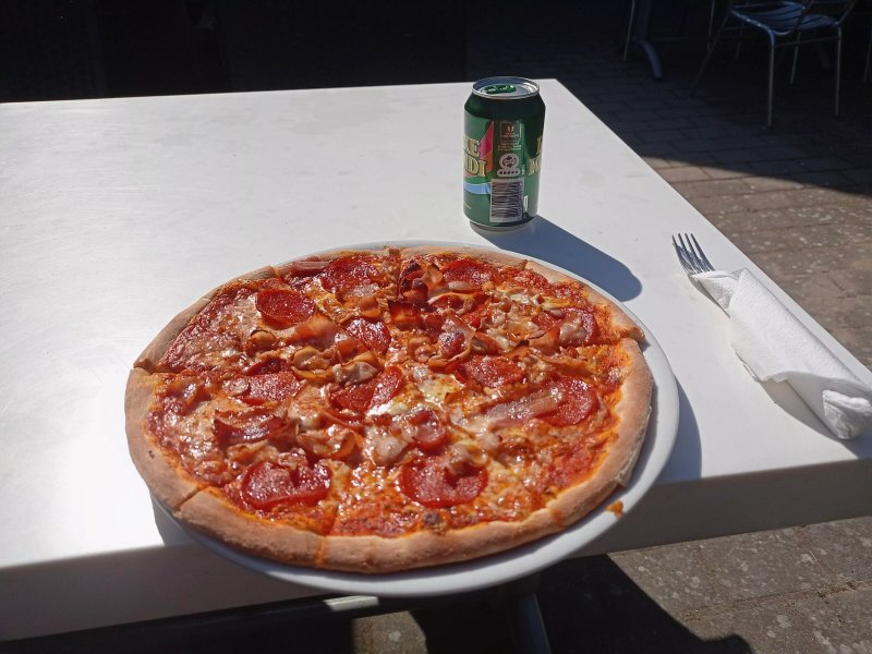 Bellanos Pizzeria & Cafe