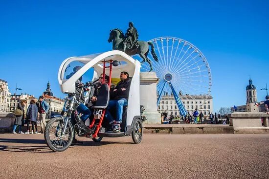 Lyon Pedicab Tours