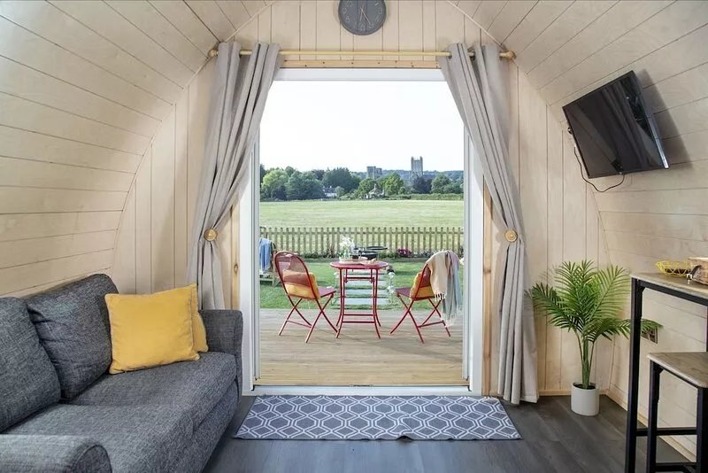 Chapterhouse, Cathedral View -  a chalet that sleeps 2 guests  in 1 bedroom