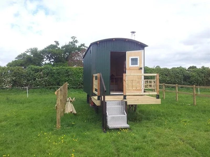 Comfort Double Shared Bathroom with Park View