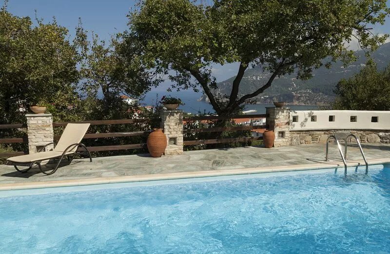 Luxury Villa Near Village Centre In Green Land/Trees/Amazing Open Sea w