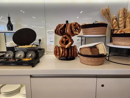 Airport Lounge World