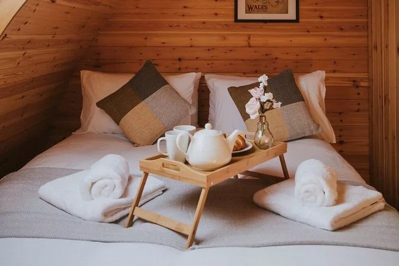 Buttercup -  Glamping Pod with Hot Tub Sleeping 4, Pet Friendly