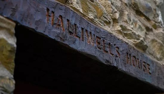 Halliwell's House Museum