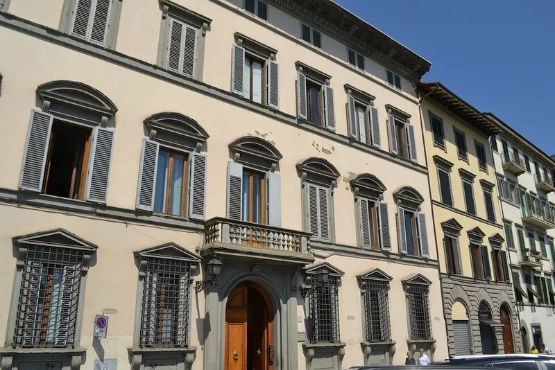 Bright one-bedroom apartment in the heart of Florence