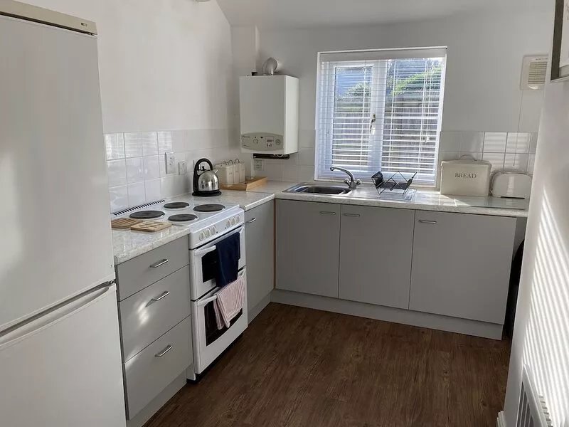 Jolly Cottage, quality accommodation in picturesque area
