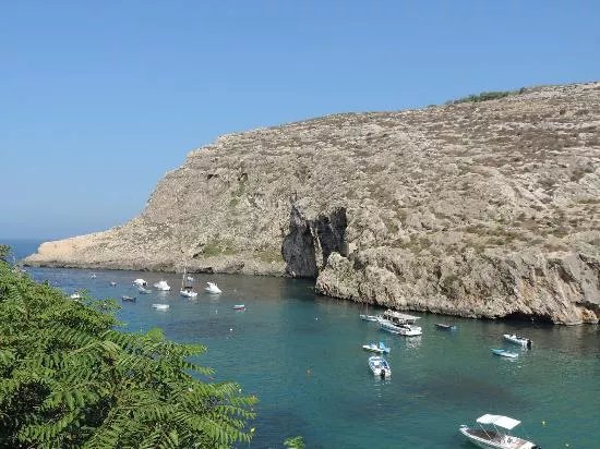 Xlendi Beach, Cliff and Caves