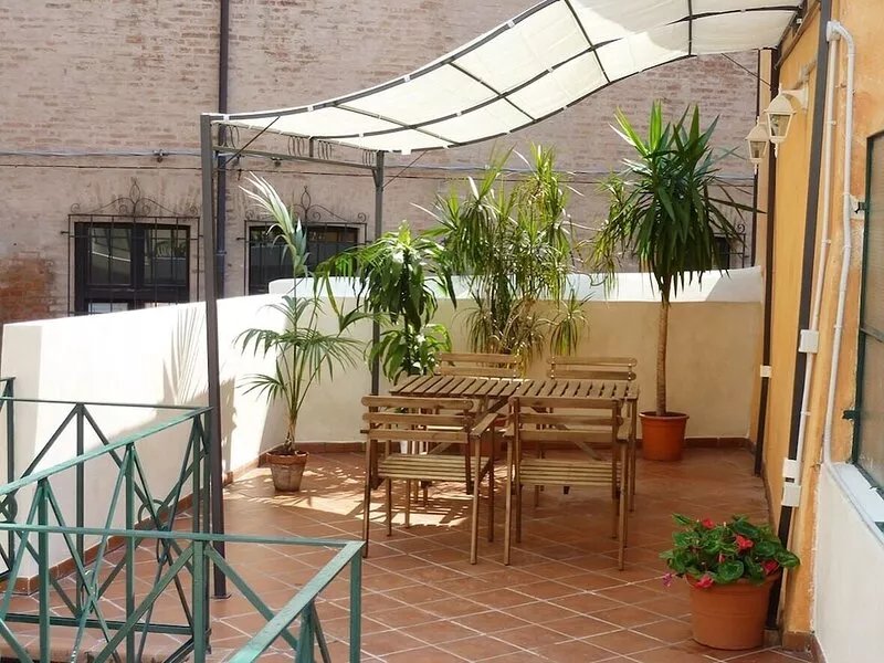 newly renovated apartment in the historic medieval center of Ferrara