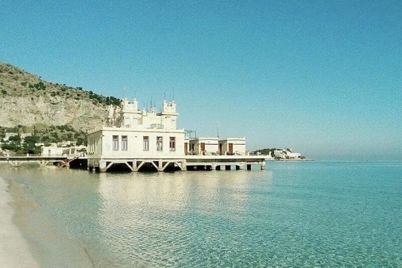 Mondello, Villa Blu with swimming pool (7 min from the beach)