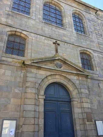 Eglise Saint-Sauveur