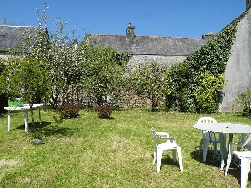 Large 200 M2 gîte, warm, family-friendly and convivial