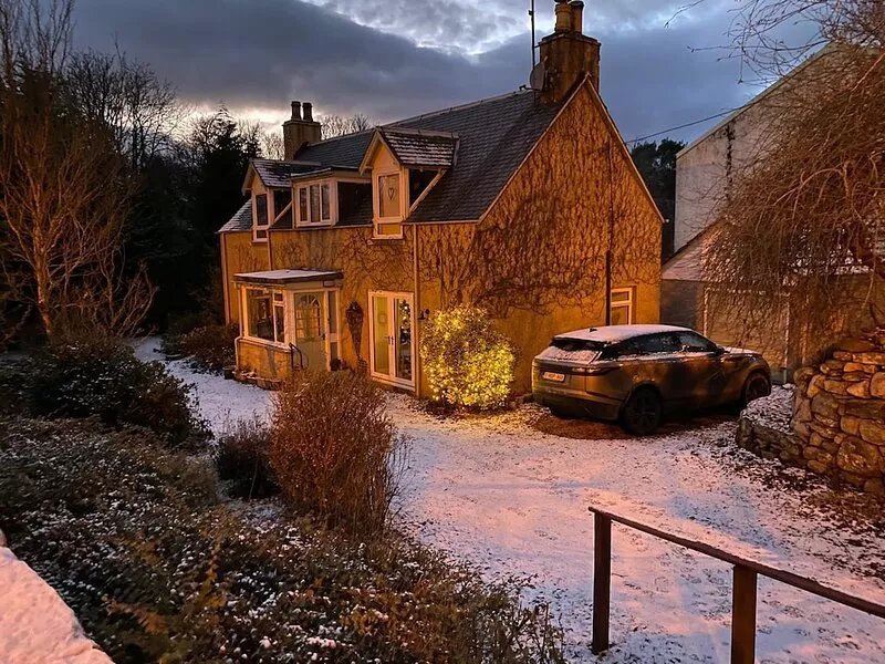 A lovingly Restored Blacksmith's Cottage