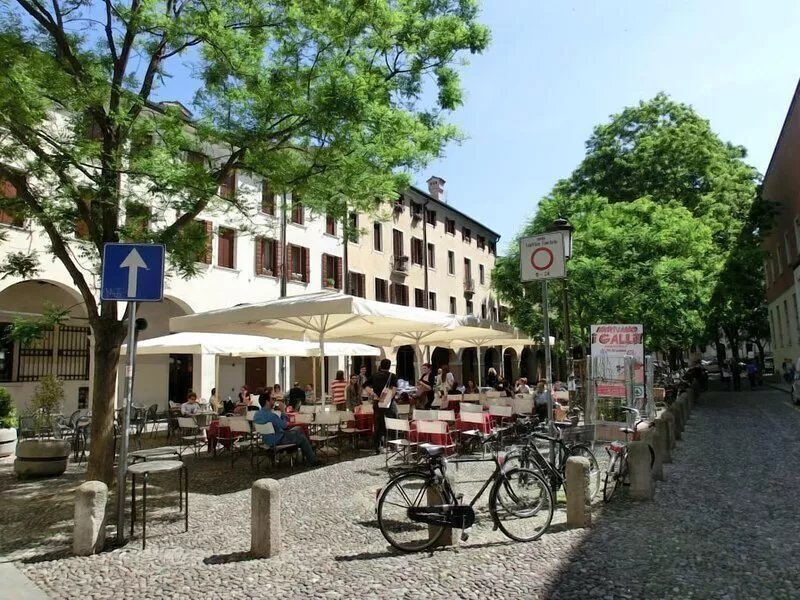 Stunning Attic Apartment In The Centre Of Padua.