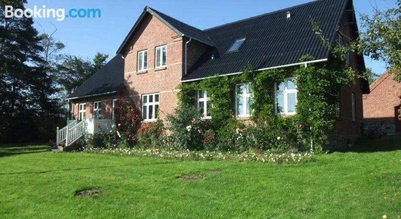 Tingskrivergaarden