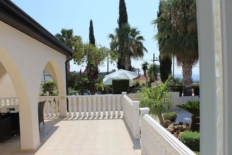 Detached 3 Bed spacious Villa, with Private Pool & WIFI