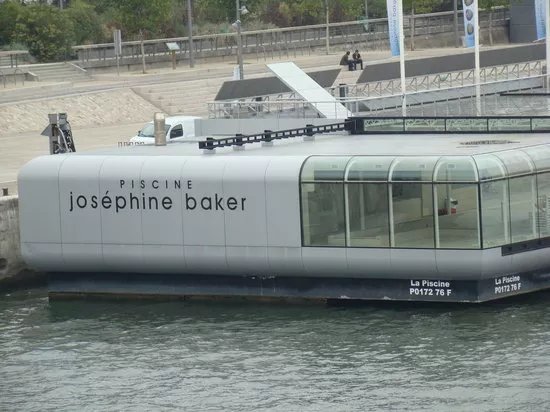 Piscine Josephine Baker