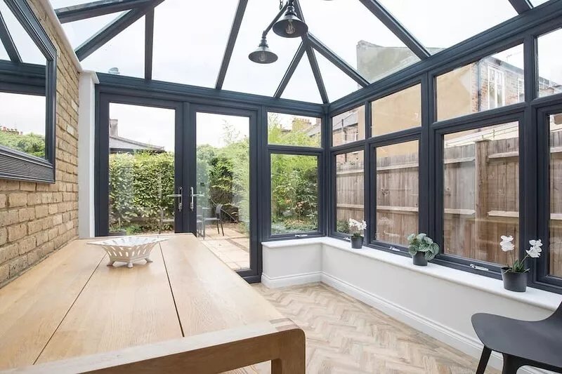 Charming Home in Central Windsor w/Private Garden