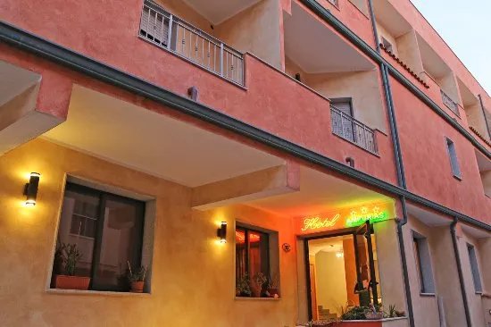 Ampurias Hotel Residence