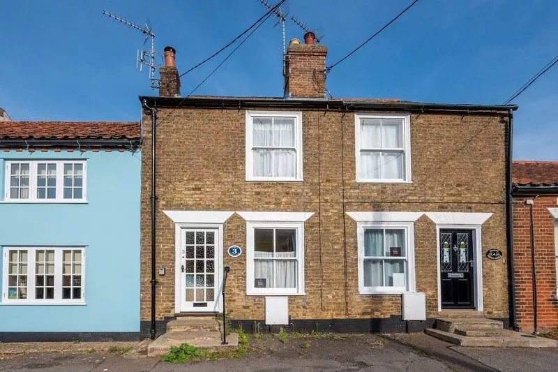 Well Cottage - Two Bedroom House, Sleeps 3