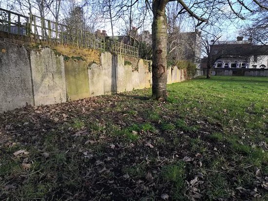 Saint Edmund's Pleasance Park