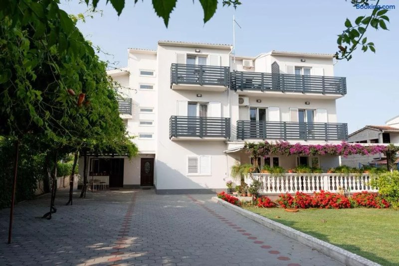 Apartments & Rooms Mestrov