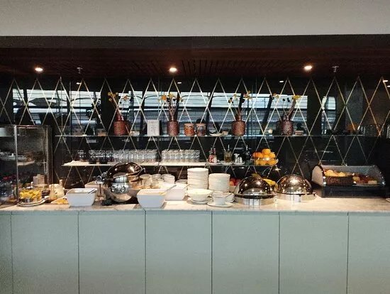 Aspire Lounge at Zurich Airport