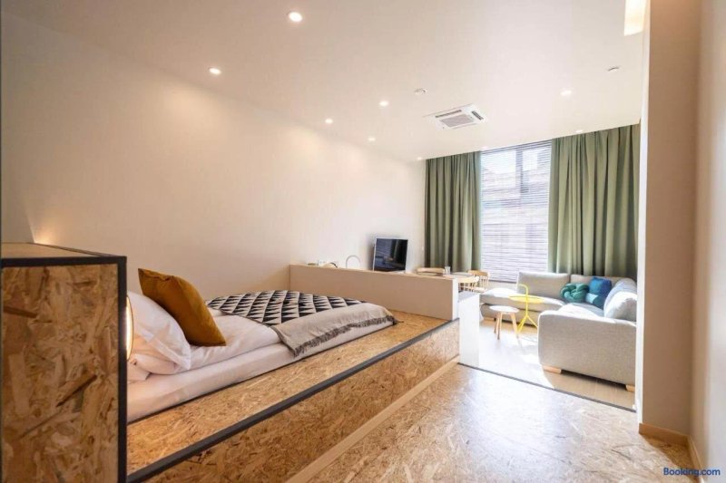 WAM Apartments