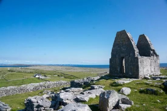 Teampall Bheann (Chapel/Temple of Benan)