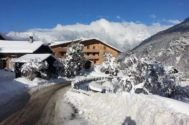 Large cozy apartment on the slopes at the foot of Mont-Blanc