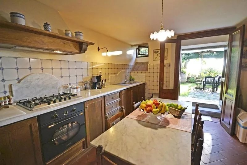 Villa in Cortona with 6 bedrooms sleeps 12