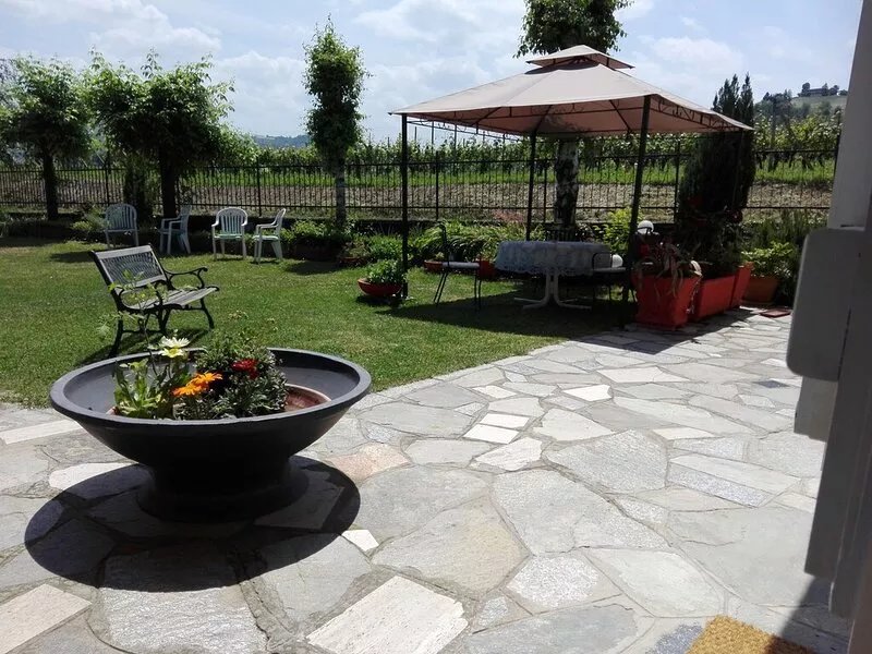 Badinot house is an oasis in Diano d'Alba, the heart of the Langhe, near Alba