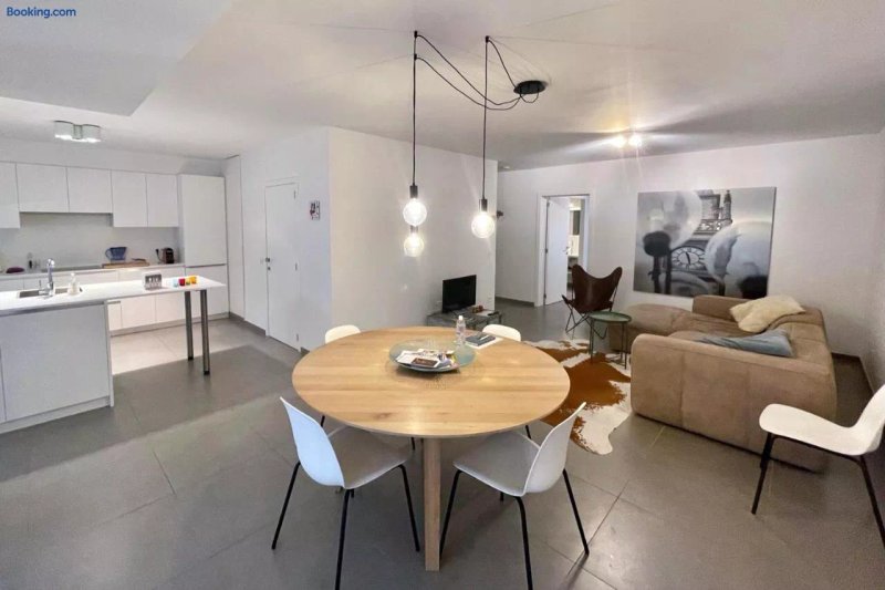 Post Apartment