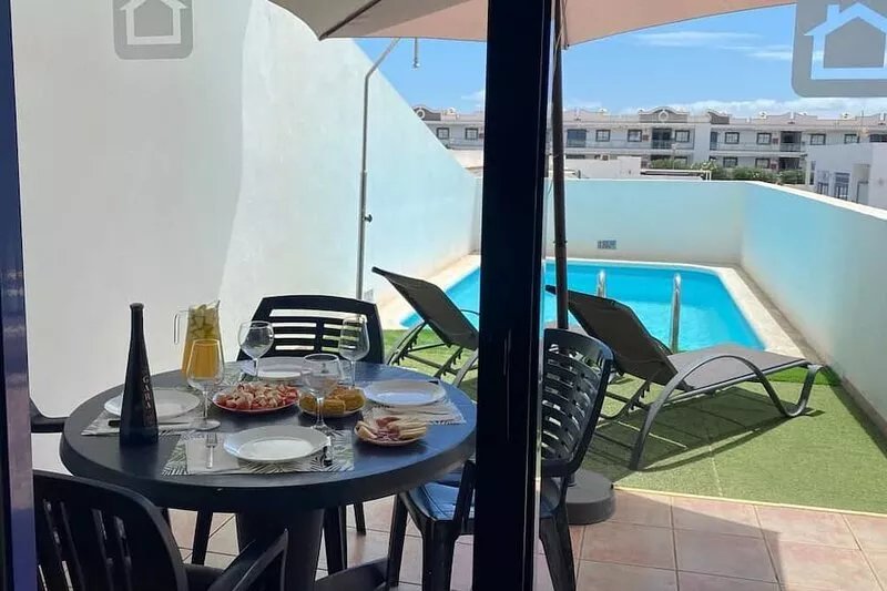 Villa with 2 bedrooms in Puerto Marina Rubicon with private pool, sat and wifi