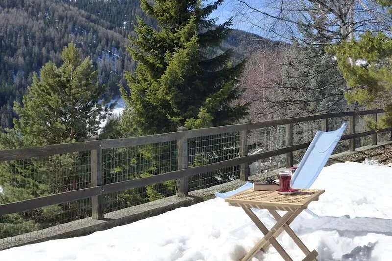 Rox's House in Pila (1800 meters above sea level) - Garden and view of the