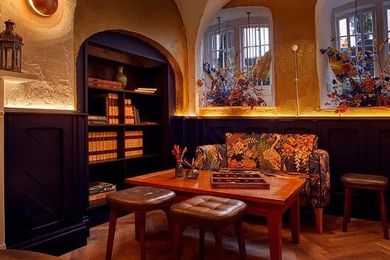 Richmond Vault Beer Cellar & R